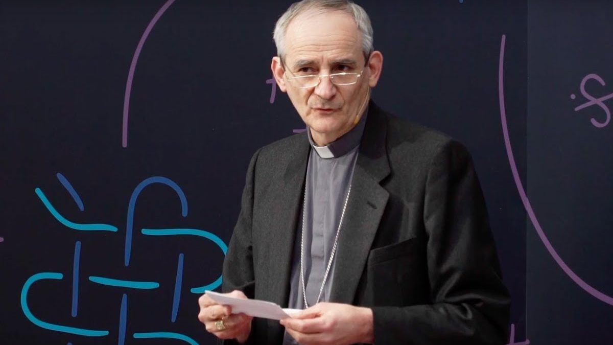 Guerra, il cardinale Zuppi: "La missione del Papa continua, i conflitti inquinano il mondo"