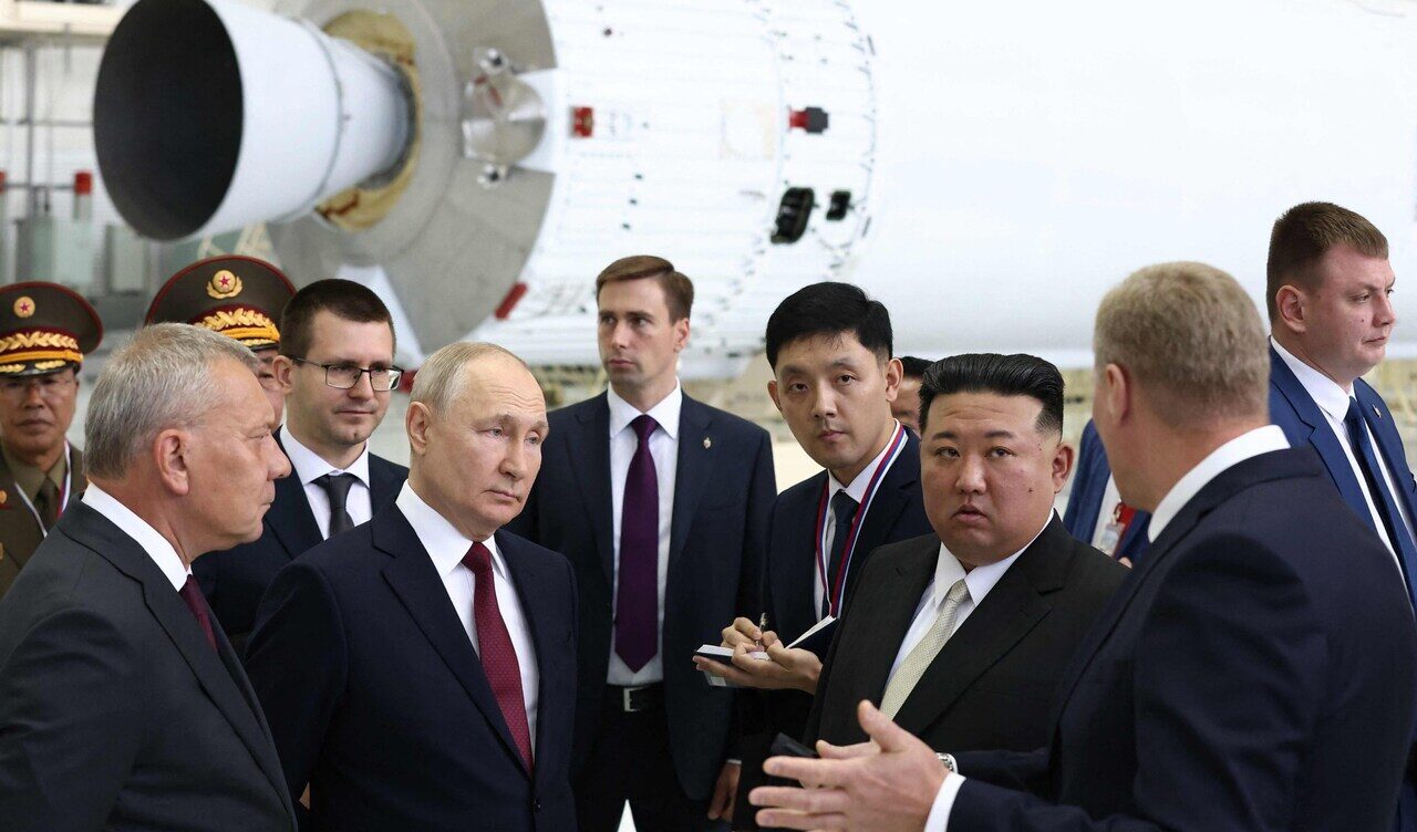 Kim Jong-un incontra Putin e si impegna a sostenerlo “nella lotta contro l’imperialismo”
