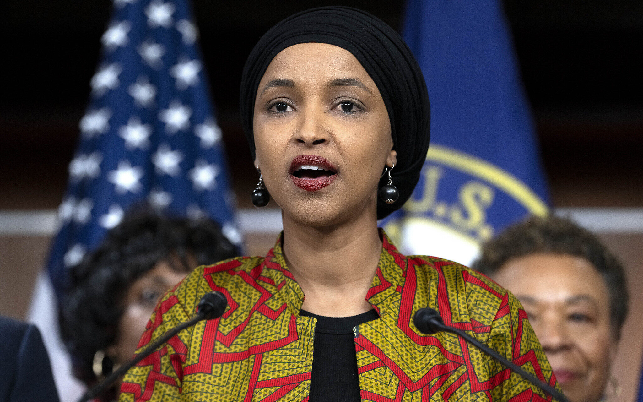 Le deputata Usa Ilhan Omar: "La ritorsione di Israele e un crimine di guerra. Pace negoziata e non armi" Le deputata Usa Ilhan Omar: "La ritorsione di Israele e un crimine di guerra. Pace negoziata e non armi"