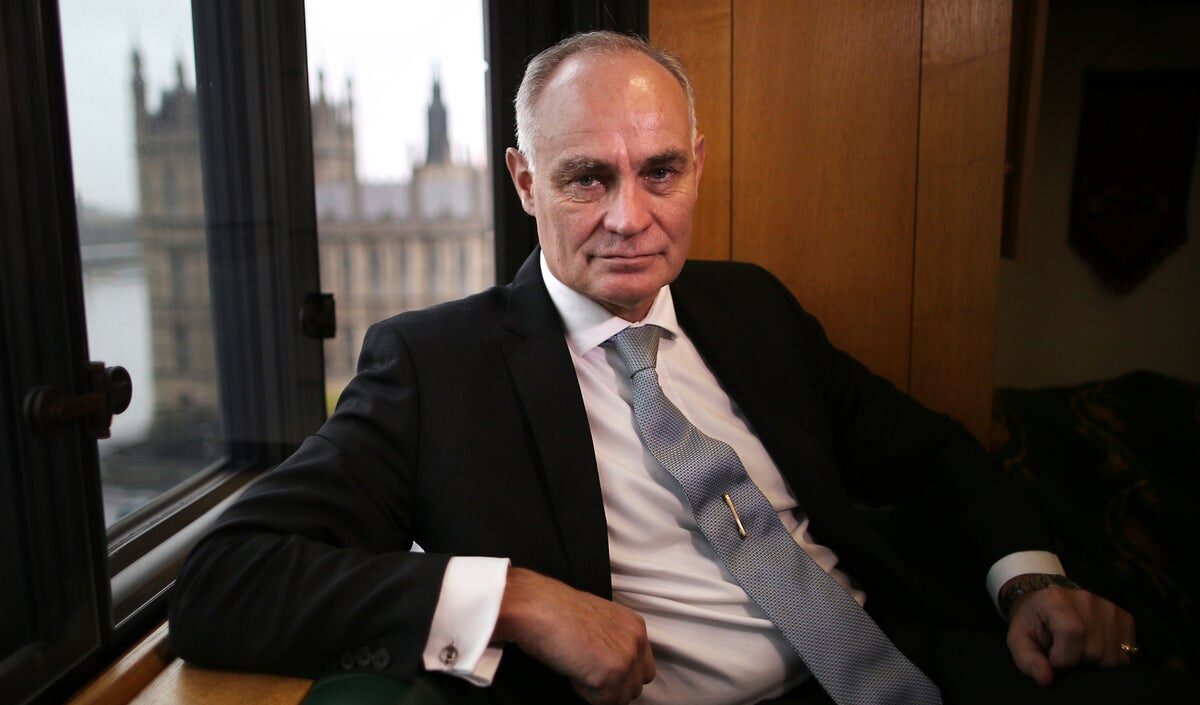 Un conservatore pronto a denunciare Sunak per complicità nei crimini di guerra israeliani a Gaza