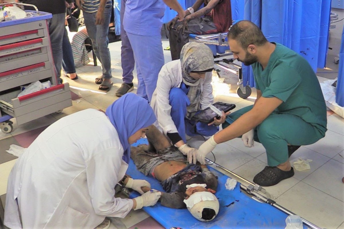 Gaza, l'Oms denuncia: solo la metà dei 37 ospedali è ancora operativa ma manca tutto