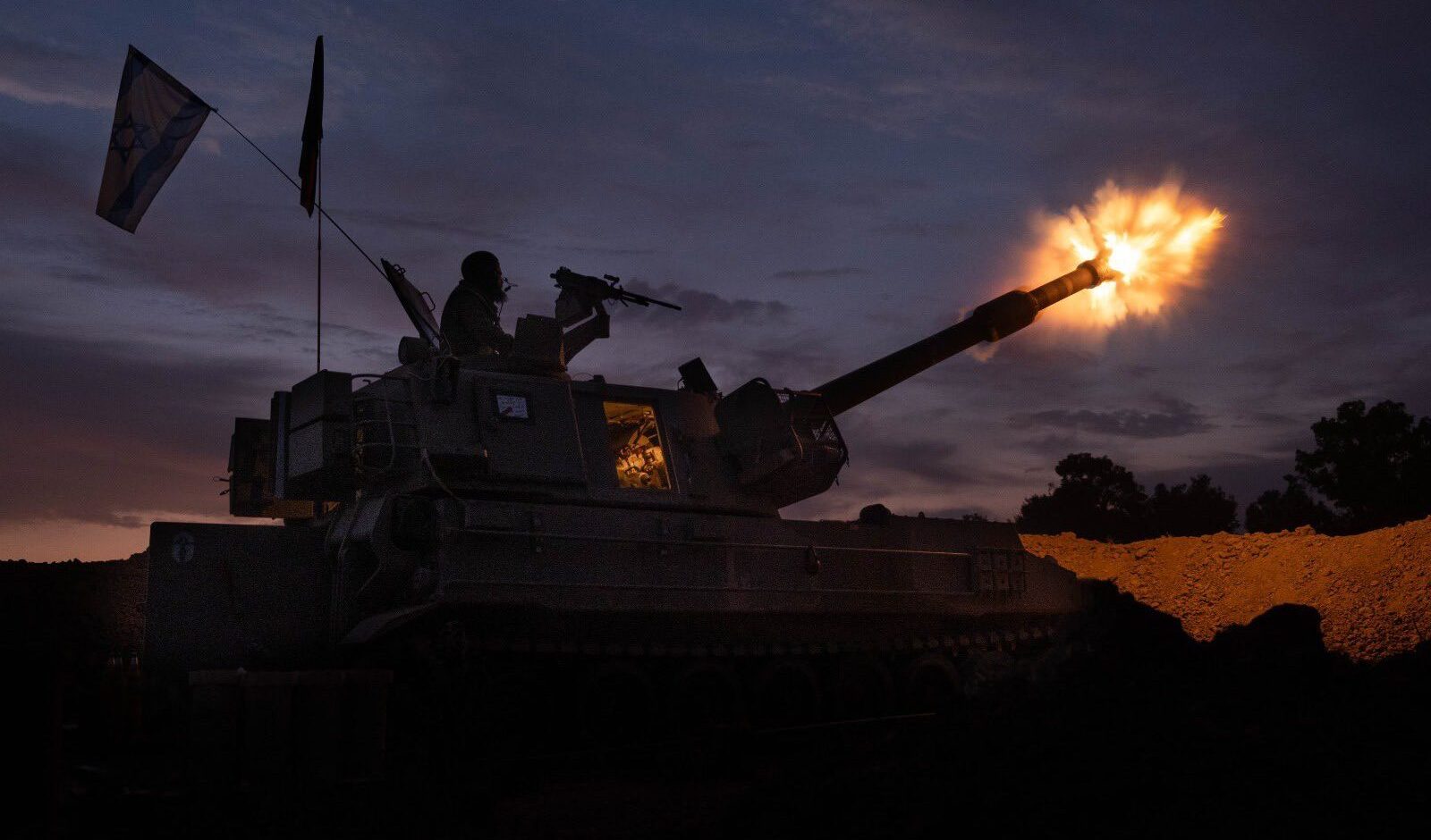 Il governo Usa approva 'con urgenza' l'invio di munizioni per carri armati in Israele Il governo Usa approva 'con urgenza' l'invio di munizioni per carri armati in Israele