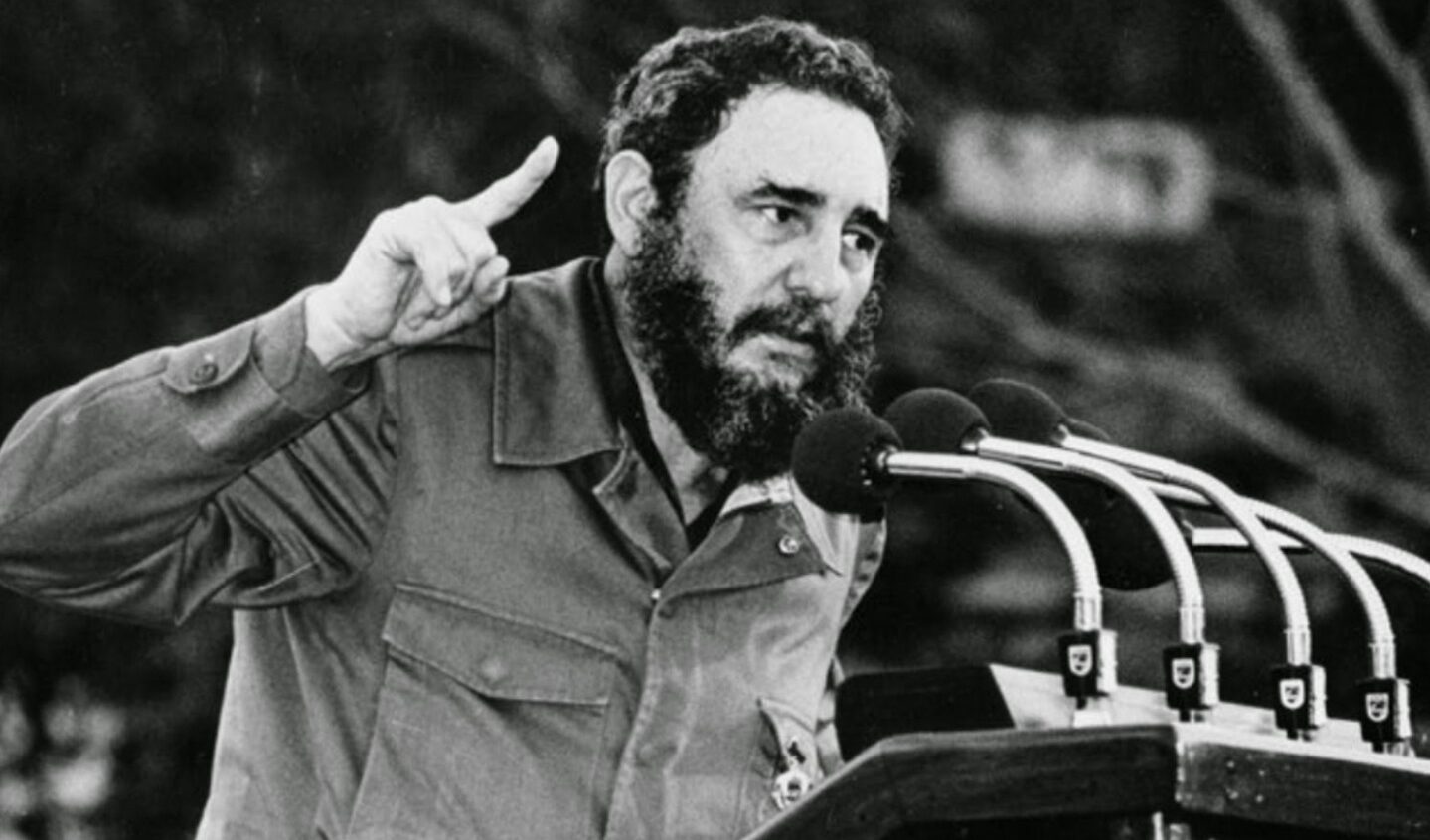 Un vero rivoluzionario non muore invano: le frasi celebri di Fidel Castro