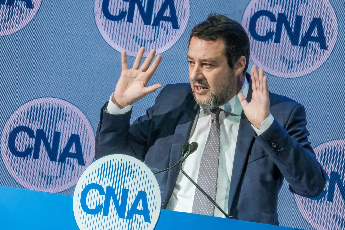 Il 25 Aprile Matteo Salvini presenterà il suo libro a Milano (e potrebbe annunciare la candidatura di Vannacci)