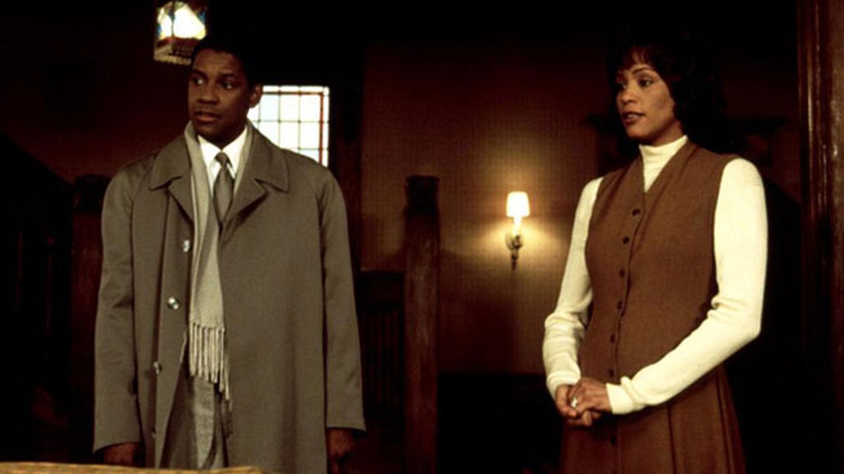 “Uno sguardo dal cielo”, alle 21.20 su Rai 3: la trama del film con Denzel Washington e Witney Houston