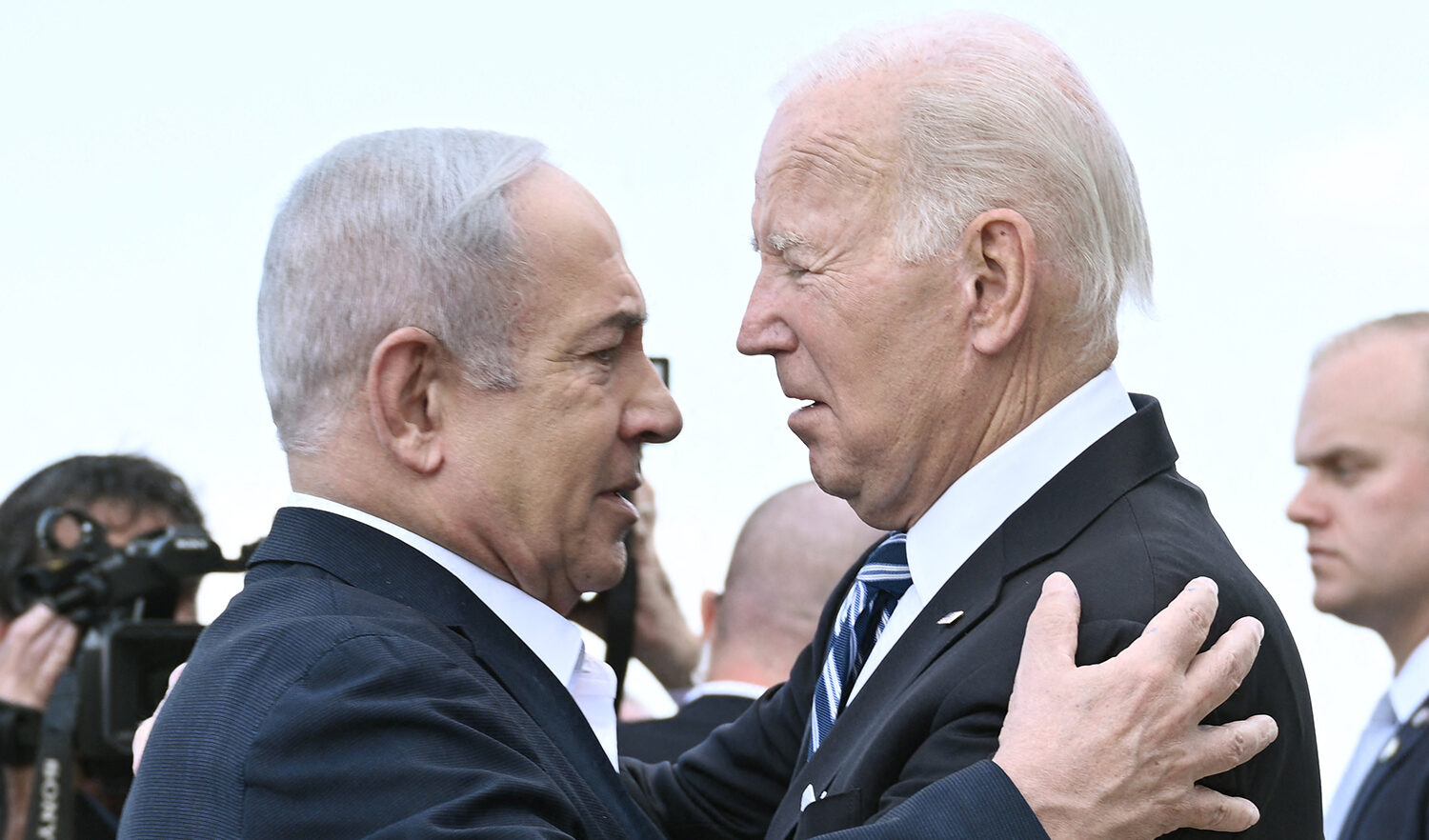 Biden ammette che bombe Usa sono state usate da Israele per uccidere civili a Gaza