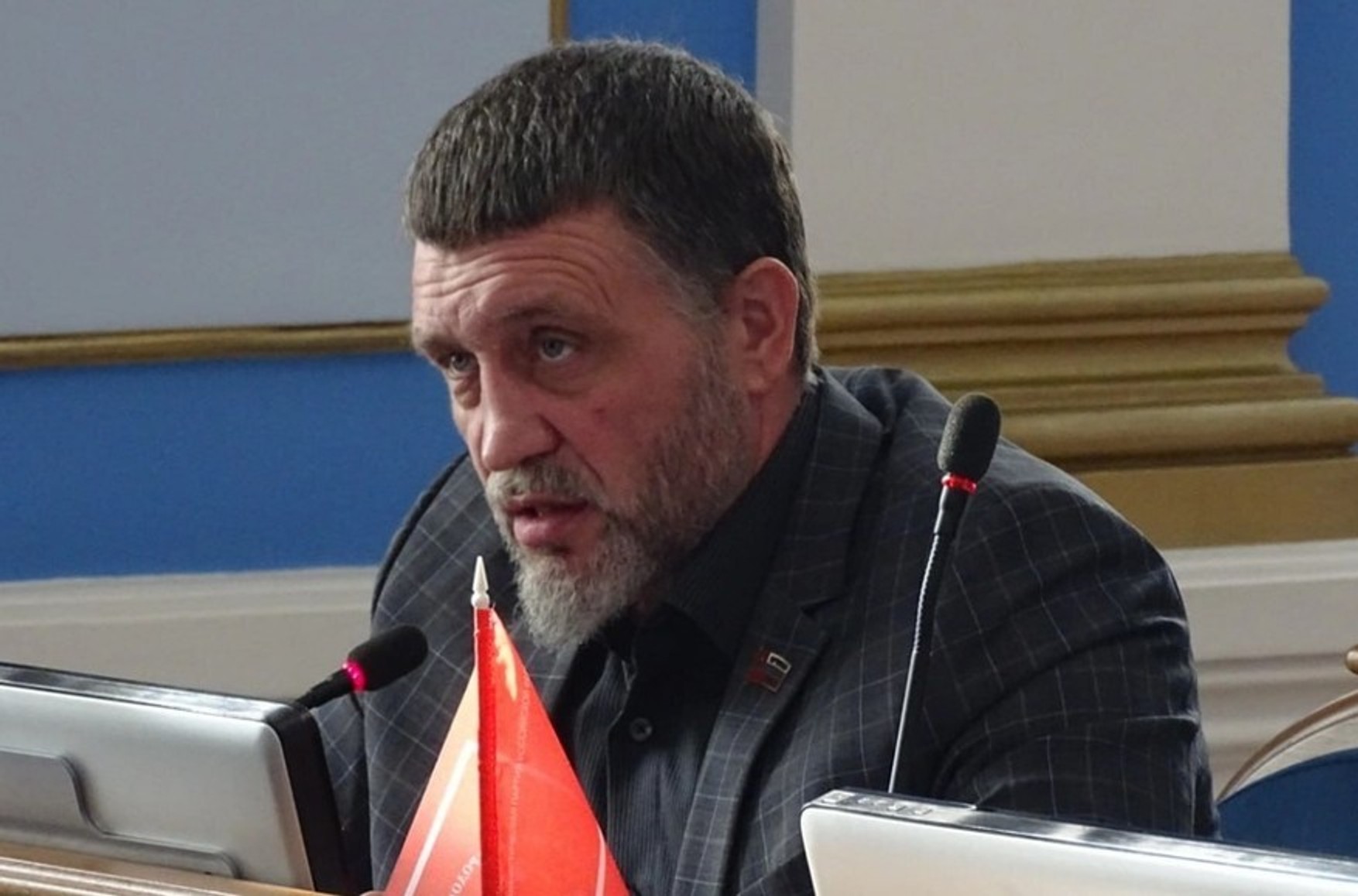 Un deputato della città di Perm a Putin: "Voglio il Paese libero dalle tue catene!"