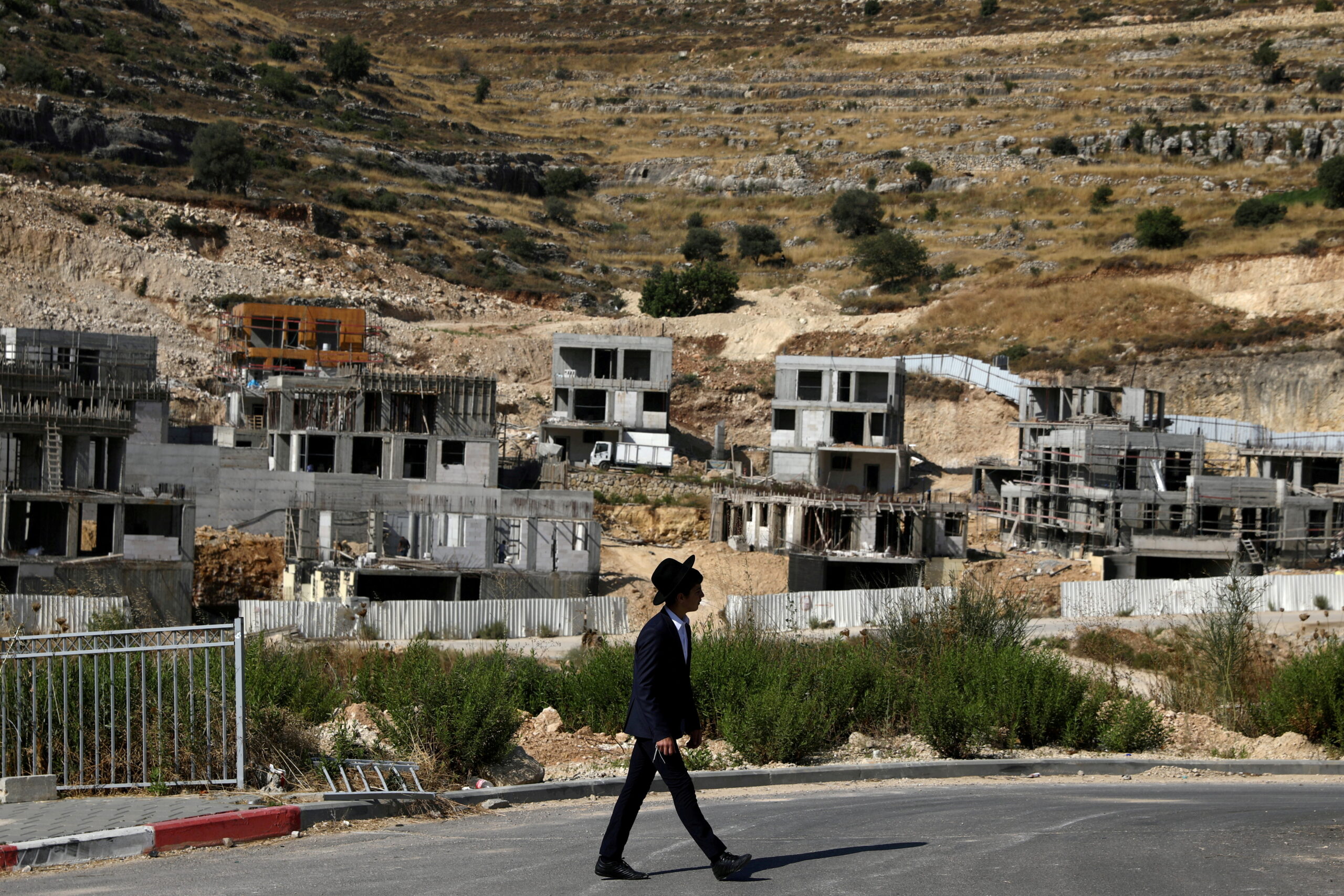 La Francia condanna il progetto di nuovi insediamenti di Israele nei territori palestinesi