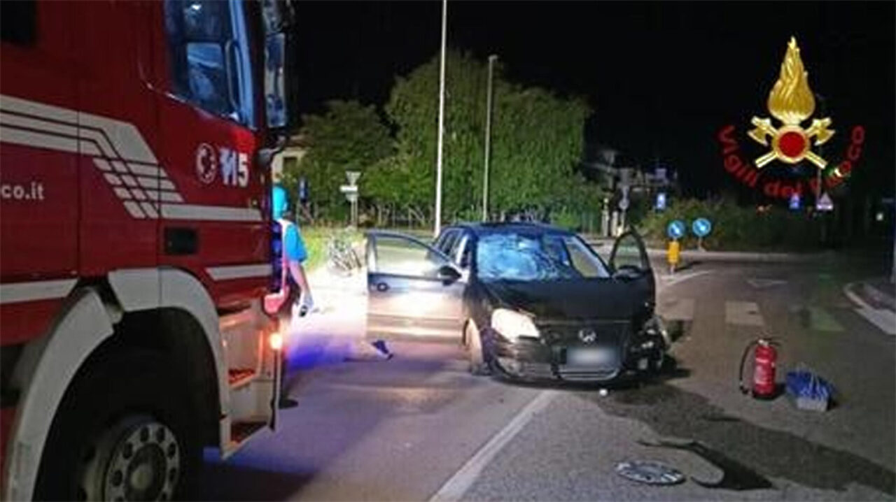 Ragazzino in bici travolto da auto, morto Soldatessa Usa investì e uccise un 15enne su una ciclabile: condannata a 2 anni e 6 mesi, con la pena sospesa