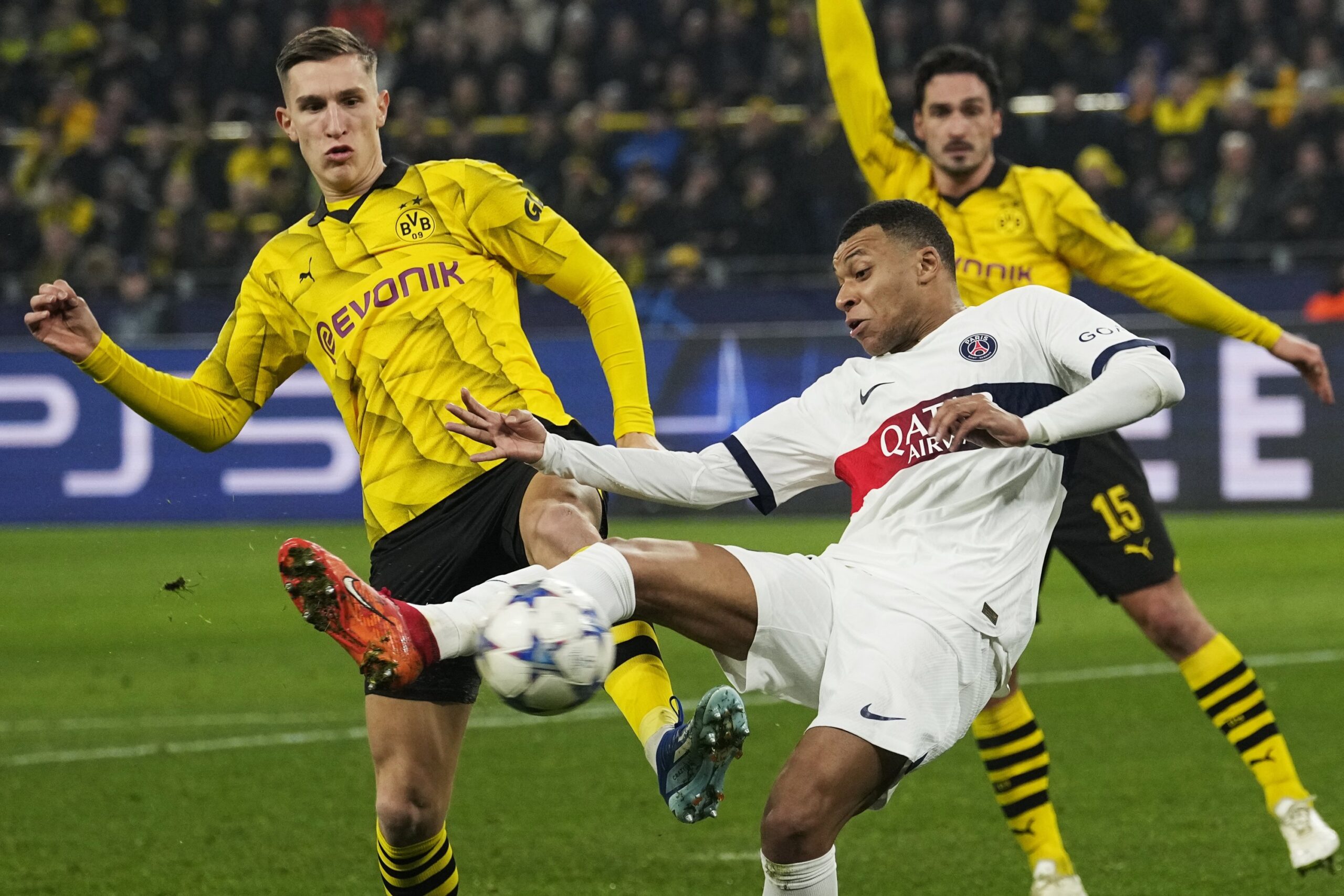 Psg-Borussia Dortmund, alle 21 torna la Champions League: ecco come vederla in streaming gratis