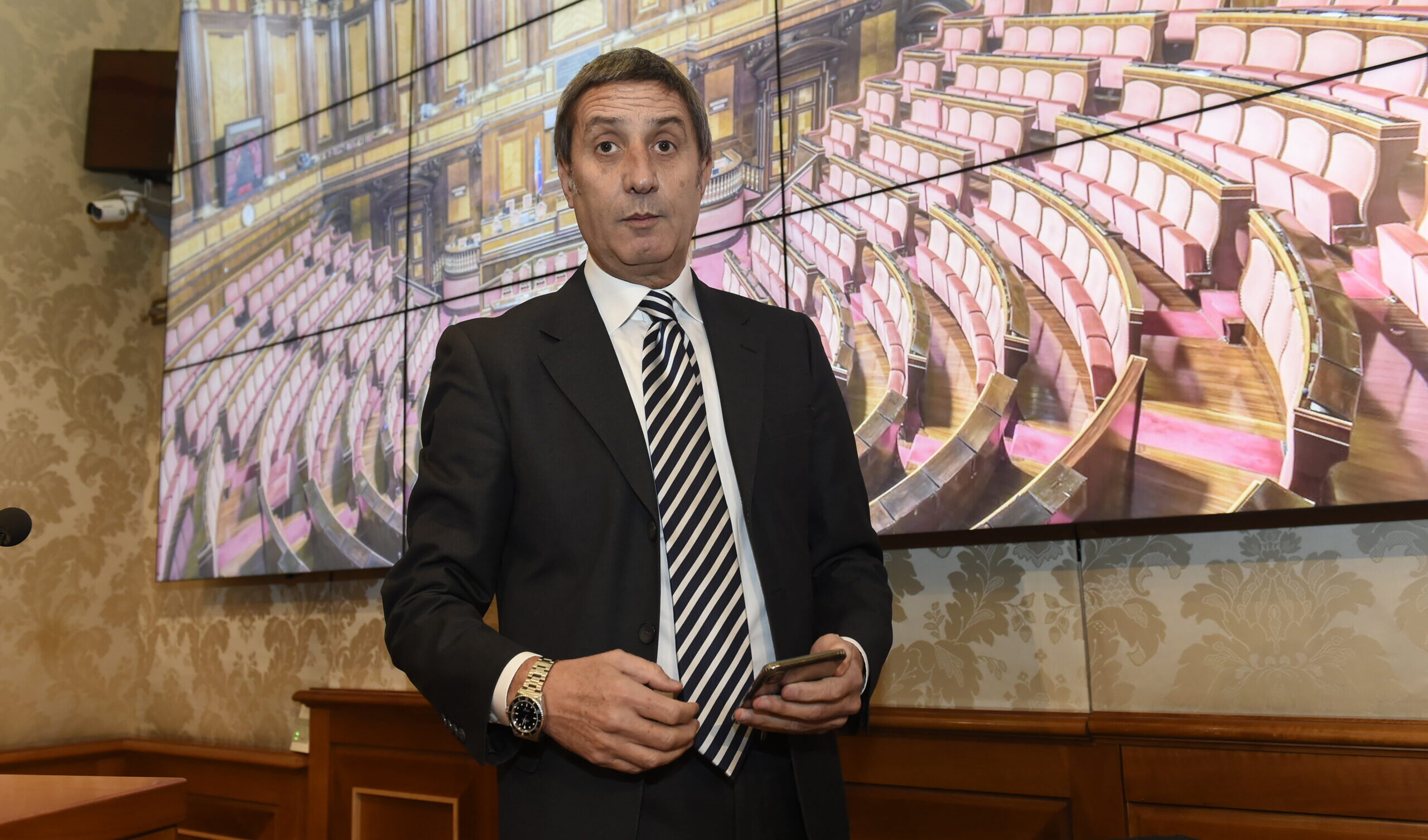 Chiocci toglie dalla conduzione dello speciale Tg1 su Trump una sindacalista Usigrai: l'ira del sindacato