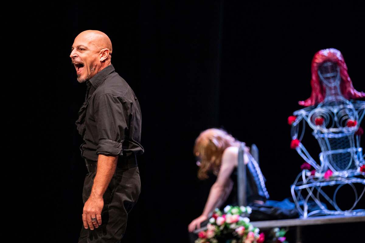 “Mercoledì delle Ceneri” – Fact – Compagnia Fort Apache Cinema Teatro – recensione di Alessia de Antoniis "Mercoledì delle Ceneri" - Fact - Compagnia Fort Apache Cinema Teatro - recensione di Alessia de Antoniis