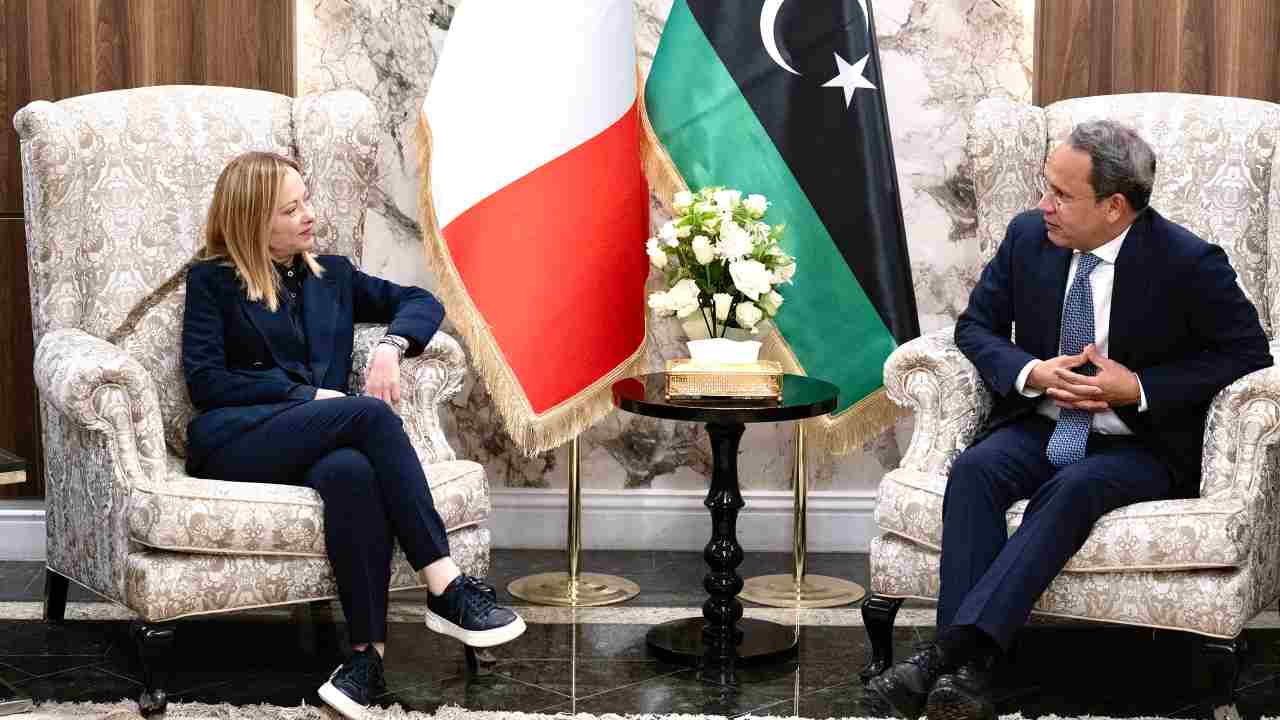Libia per metà base russa e per l'altra protettorato turco: qualcuno avverta Giorgia Meloni Libia per metà base russa e per l'altra protettorato turco: qualcuno avverta Giorgia Meloni