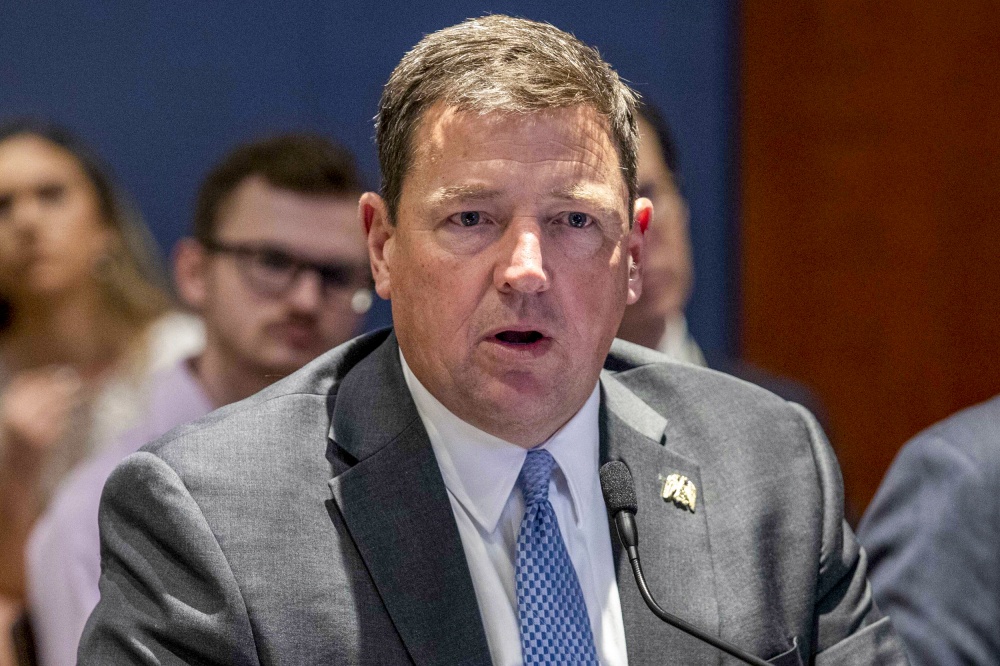 Il procuratore (trumpiano) promette che perseguirà chiunque interferisca con il lavoro del 'doge' di Musk Il procuratore (trumpiano) promette che perseguirà chiunque interferisca con il lavoro del 'doge' di Musk