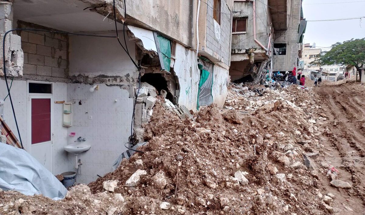 Israele ha distrutto 50 case e 280 negozi nel campo di Tulkarem in Cisgiordania Israele ha distrutto 50 case e 280 negozi nel campo di Tulkarem in Cisgiordania