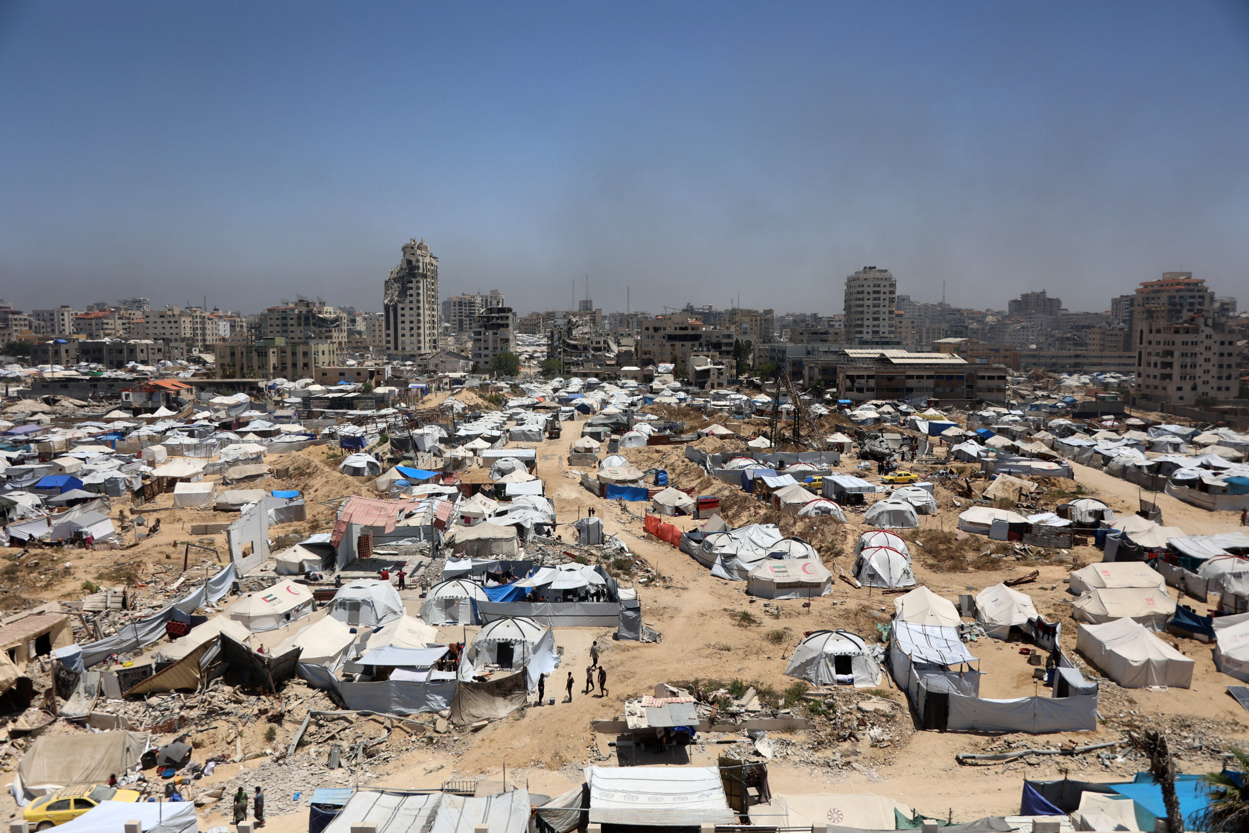 Israele continua a uccidere e a minacciare: la guerra non si ferma mentre Gaza conta i suoi morti