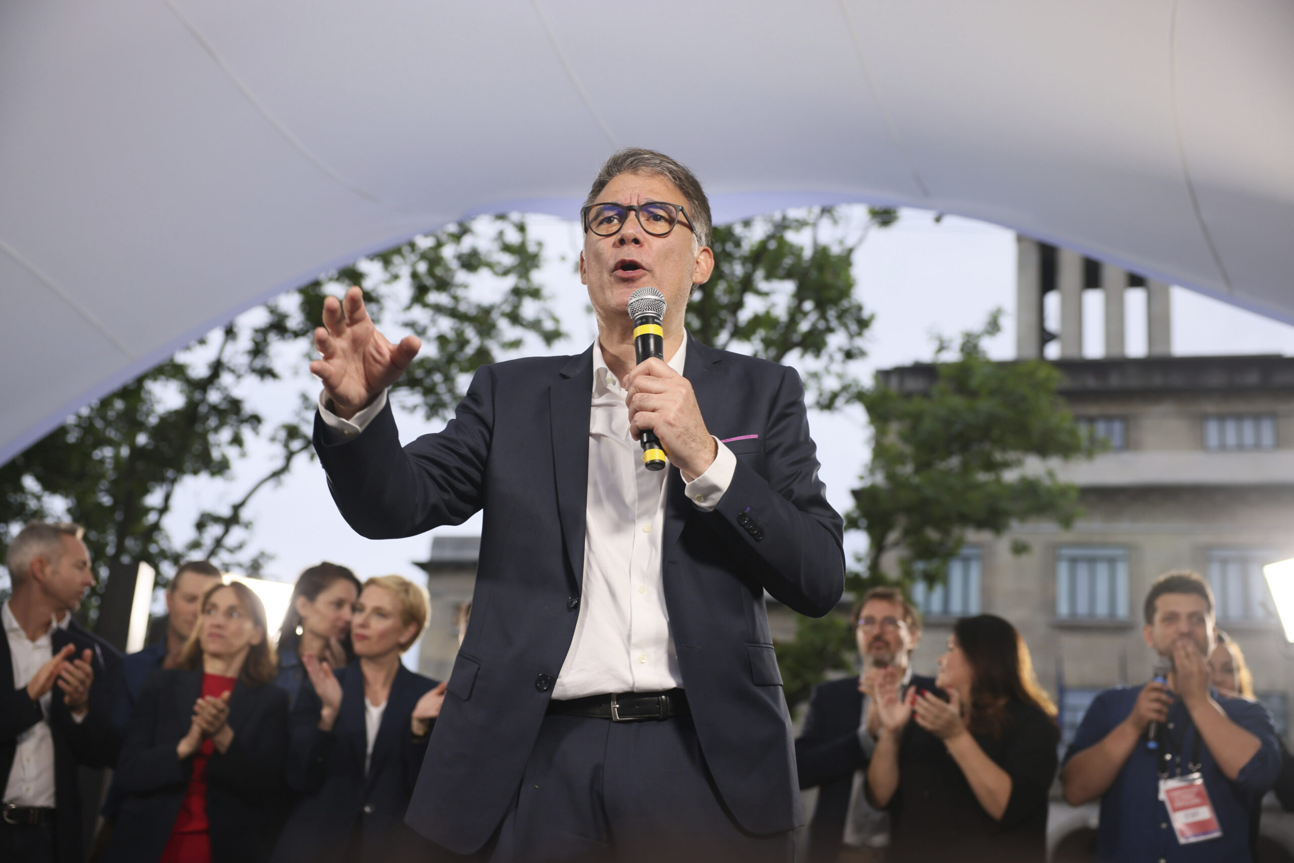 Gaza, il leader socialista francese Olivier Faure accusa Israele di genocidio