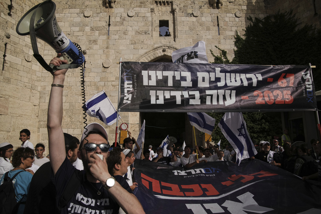 Gerusalemme in ostaggio dell’estrema destra: assalto all’Unrwa e violenze razziste contro i palestinesi