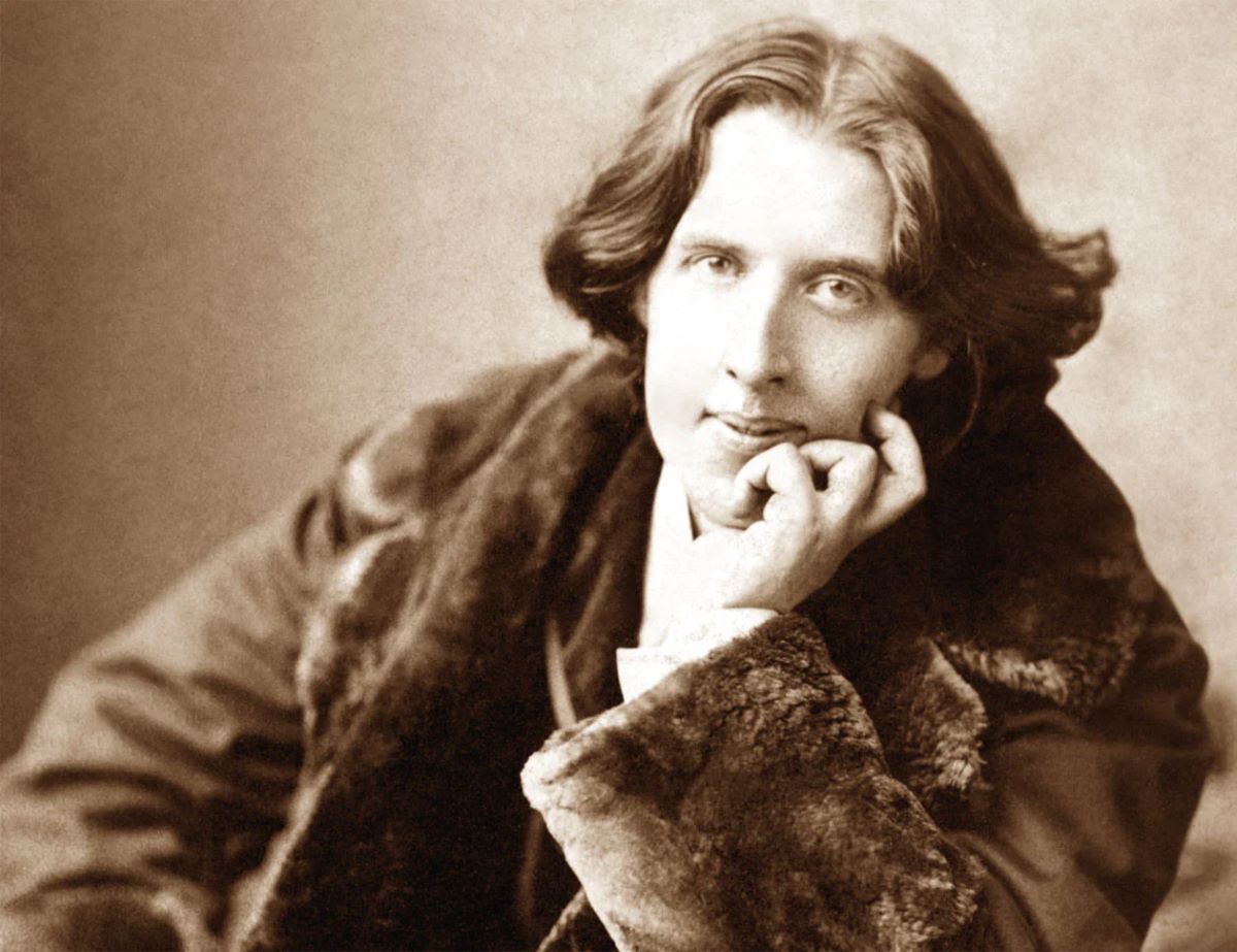 Oscar Wilde veniva condannato dalla morale vittoriana il 25 maggio di 130 anni fa: quando essere gay era reato