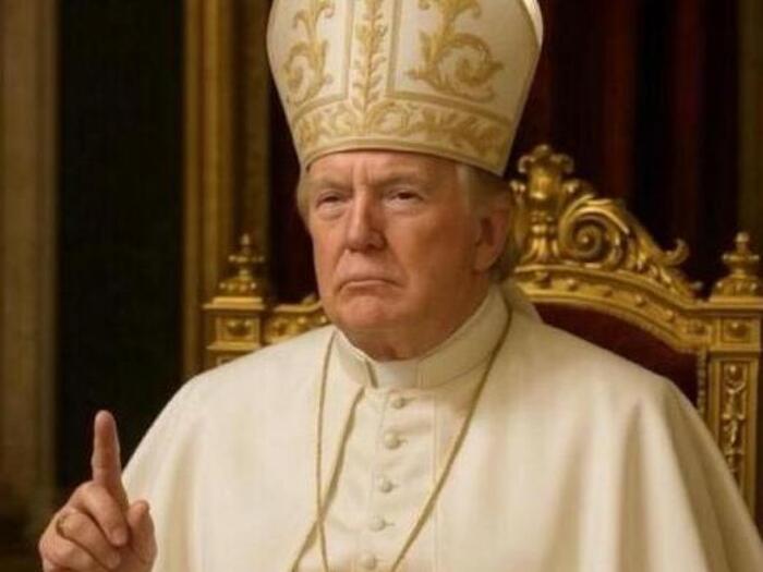 Trump il bimbominkia senza etica: vestito da Papa sui social della Casa Bianca