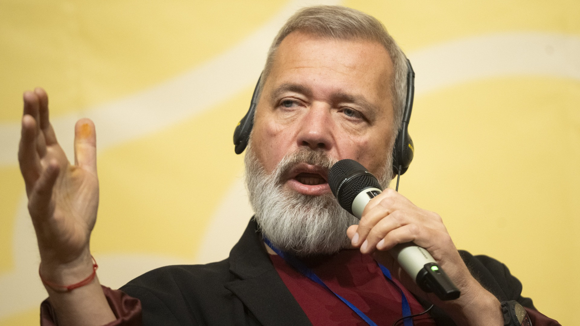 Appello del Nobel Muratov:"Mosca e Kiev si scambino anche i prigionieri civili, così la pace sarà più vicina"