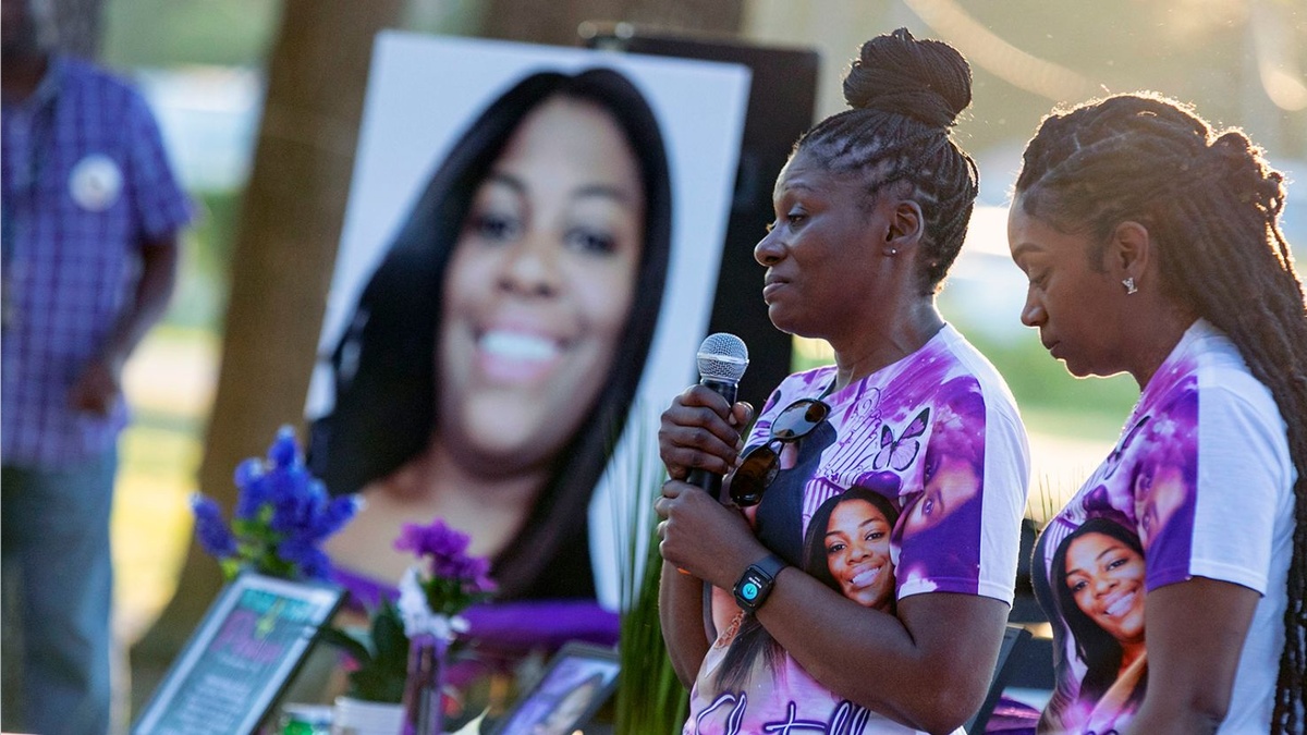 “La vicina perfetta”: una tragedia raccontata senza retorica