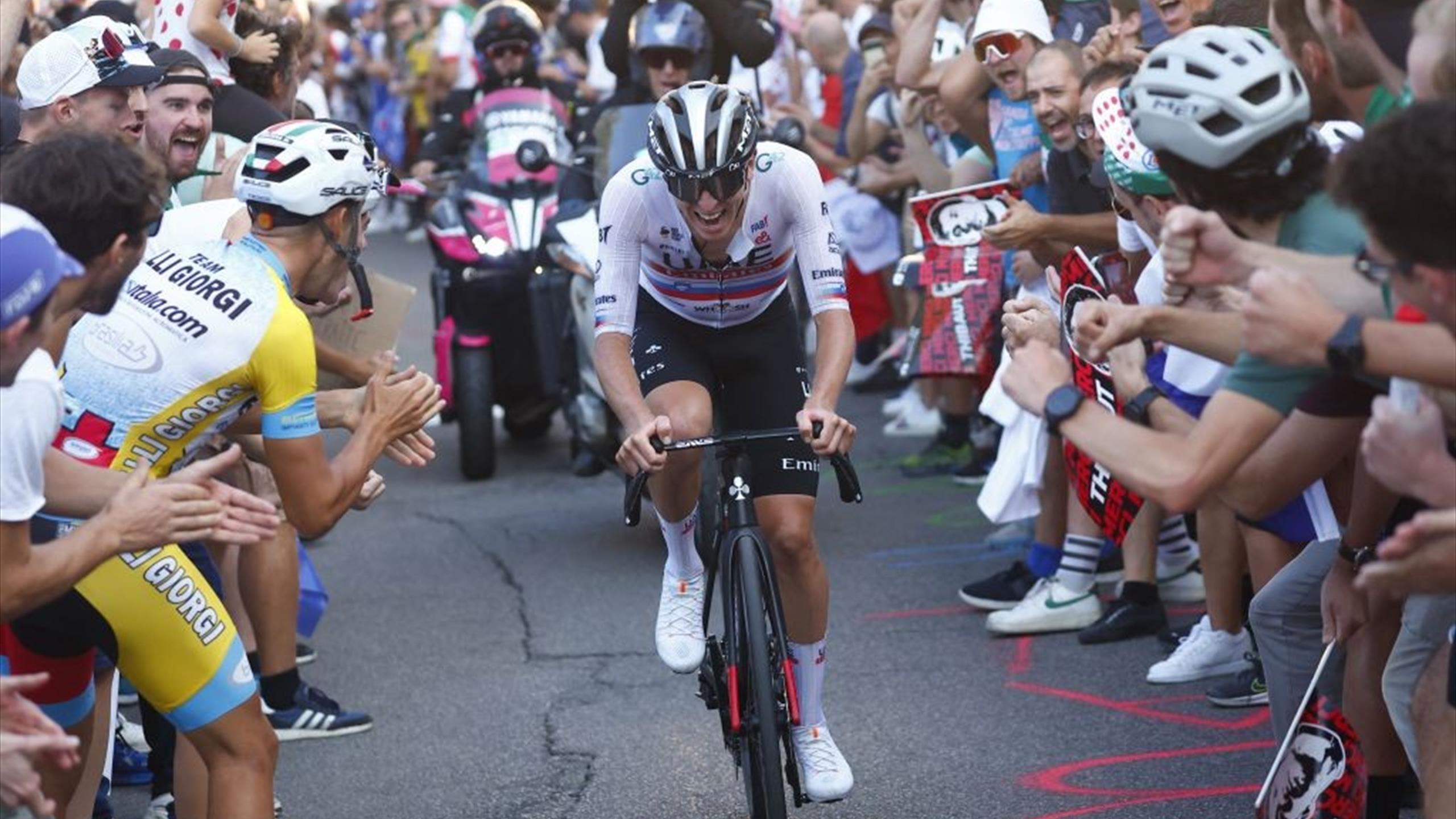 Ancora Pogacar nel giro di Lombardia alla quinta vittoria consecutiva