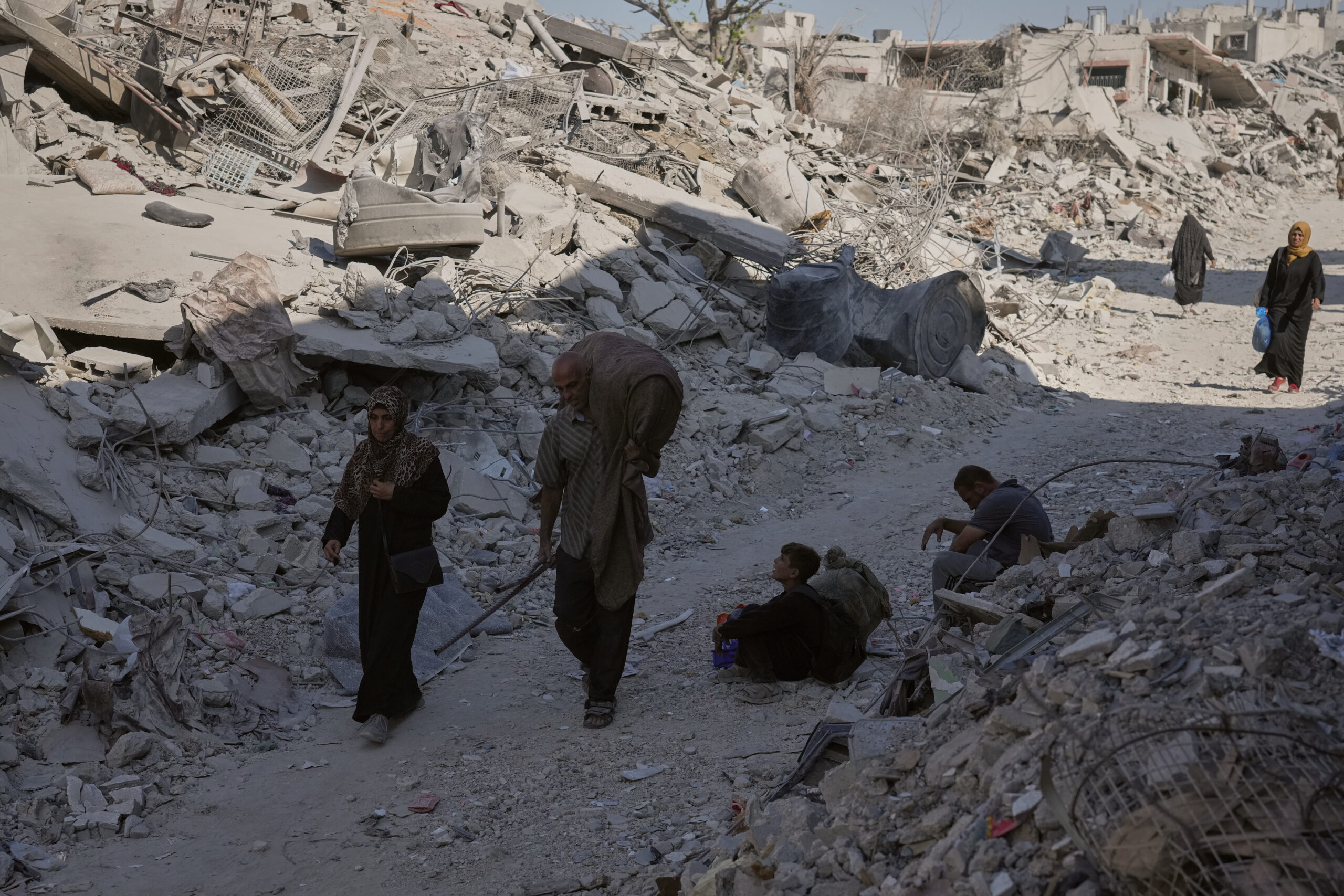 Mentre c'è il cessate il fuoco a Gaza non si deve permettere agli israeliani di sfuggire alle loro responsabilità