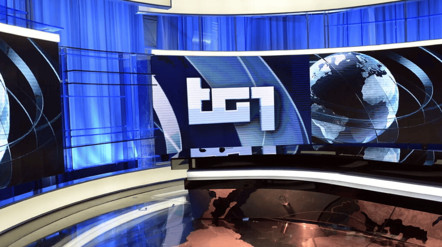 Il Tg1 'meloniano' racconta la grande mobilitazione per Gaza parlando (quasi) solo di guerriglia, devastazione e feriti