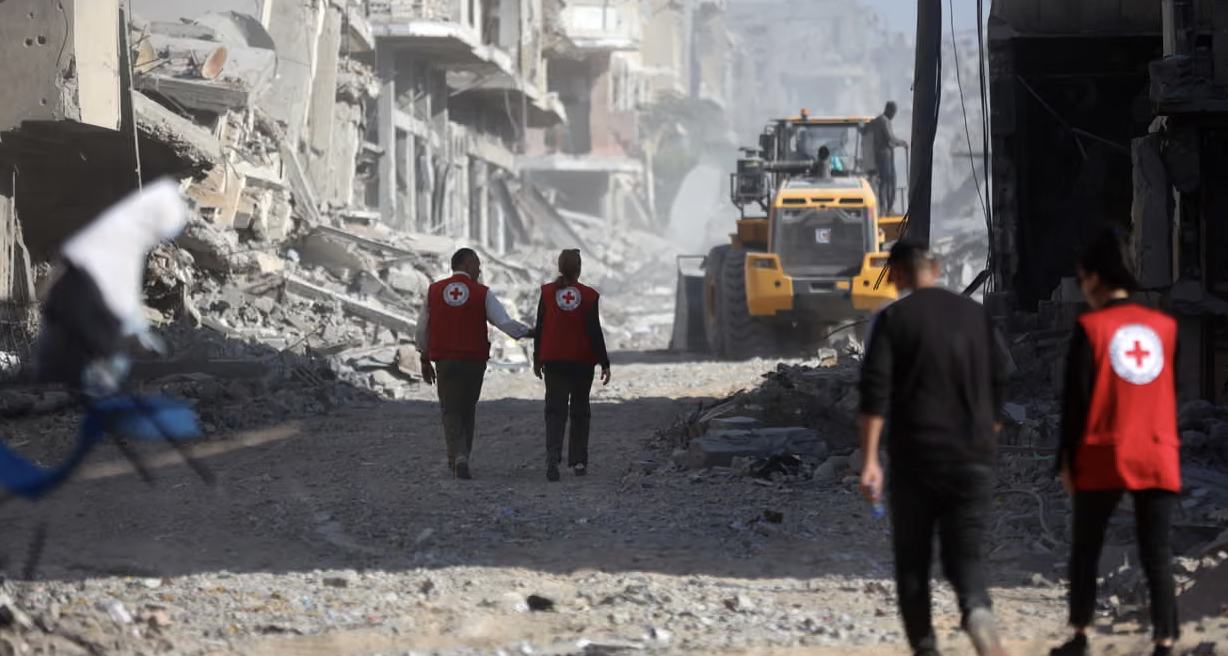 Israele accusa Hamas di aver restituito resti di un ostaggio già sepolto: Netanyahu ipotizza una rappresaglia