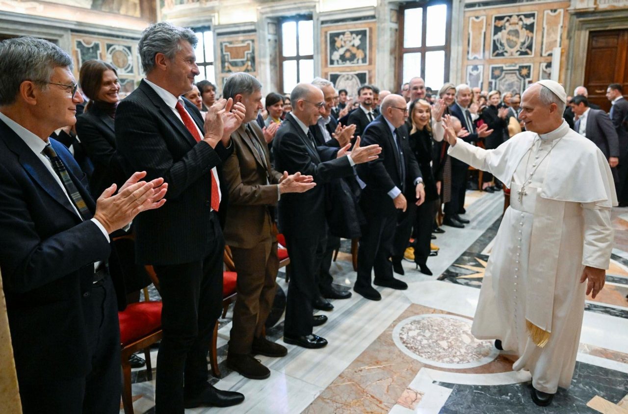 Leone XIV incontra il cinema: appello agli artisti per un immaginario collettivo più profondo e responsabile