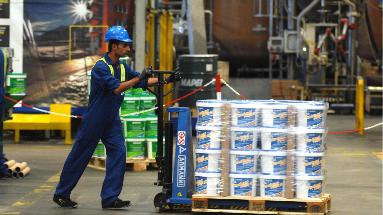 Sondaggi: molti europei credono (erroneamente) che i migranti irregolari siano più di quelli legali Sondaggi: molti europei credono (erroneamente) che i migranti irregolari siano più di quelli legali