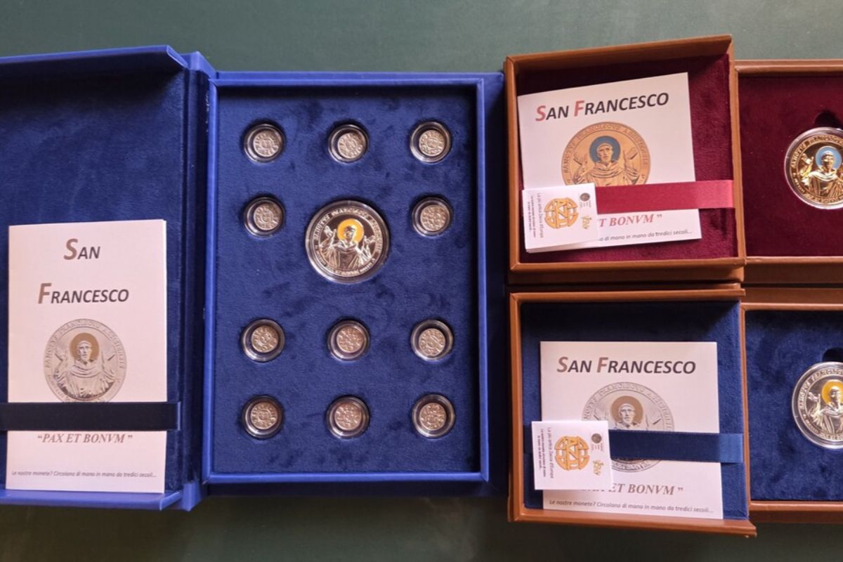 Dalla-Zecca-di-Lucca-medaglia-dedicata-a-San-Francesco-per La Zecca di Lucca dedica una medaglia a San Francesco