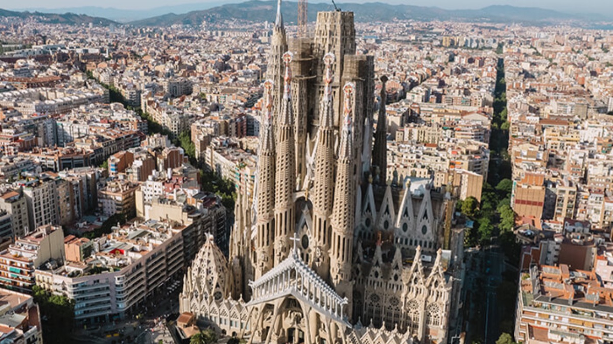 Barcellona celebra Gaudí: cultura, memoria e futuro