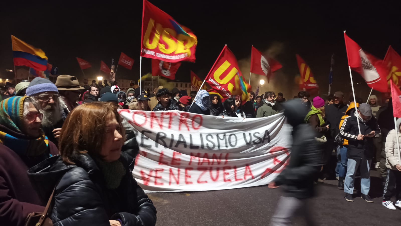 Pacifisti sotto accusa: protestare contro il blitz di Trump in Venezuela non si può