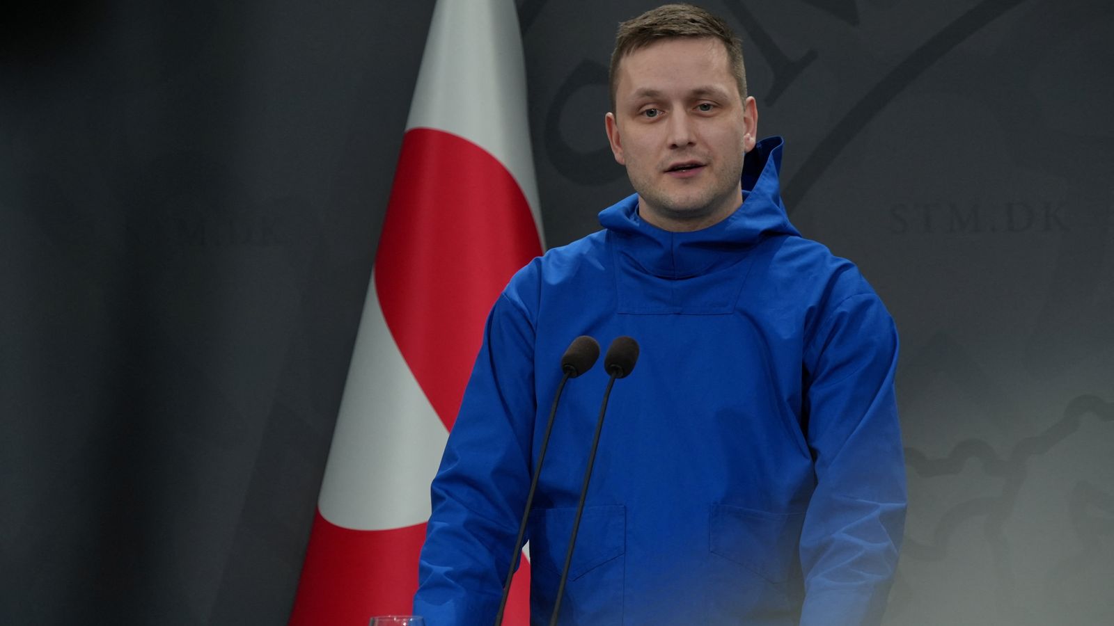 La Groenlandia prende sul serio le minacce di Trump: il premier invita gli abitanti dell'isola a fare scorte di cibo La Groenlandia prende sul serio le minacce di Trump: il premier invita gli abitanti dell'isola a fare scorte di cibo