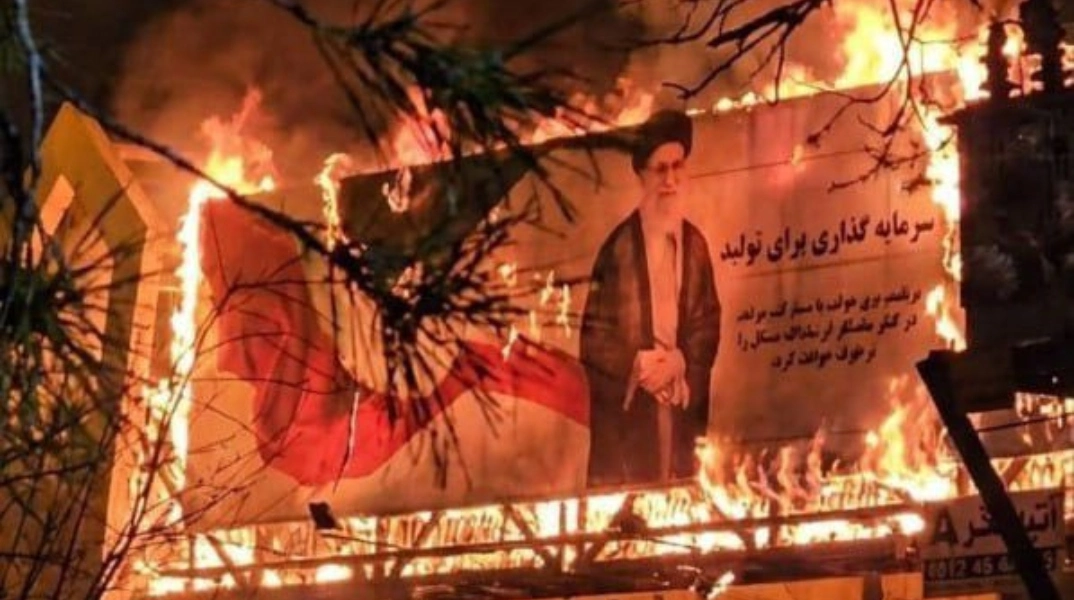 Iran,  blackout totale di Internet mentre le proteste sempre più partecipate sfidano il regime