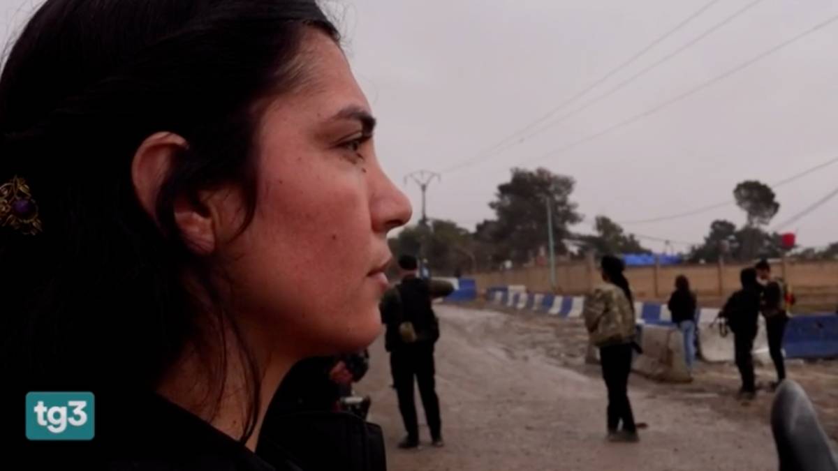 Ragazza Rojava05 alle 17.11.07 Rojava, l’autonomia curda in Siria