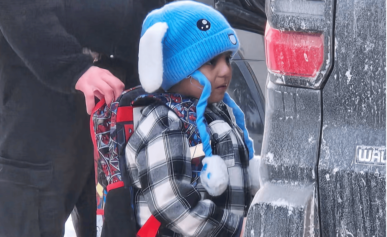 Screenshot 2026-02-01 alle 15.01.05 Bambino di 5 anni arrestato dall’Ice: giudice ordina il rilascio immediato con il padre