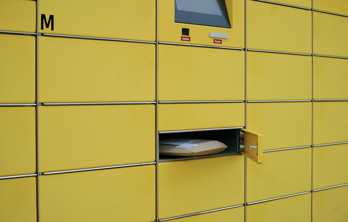 Oltre la "Barriera dell'Ultimo Miglio": come l'AI e la  Privacy hanno trasformato il delivery dei prodotti sensibili in Italia