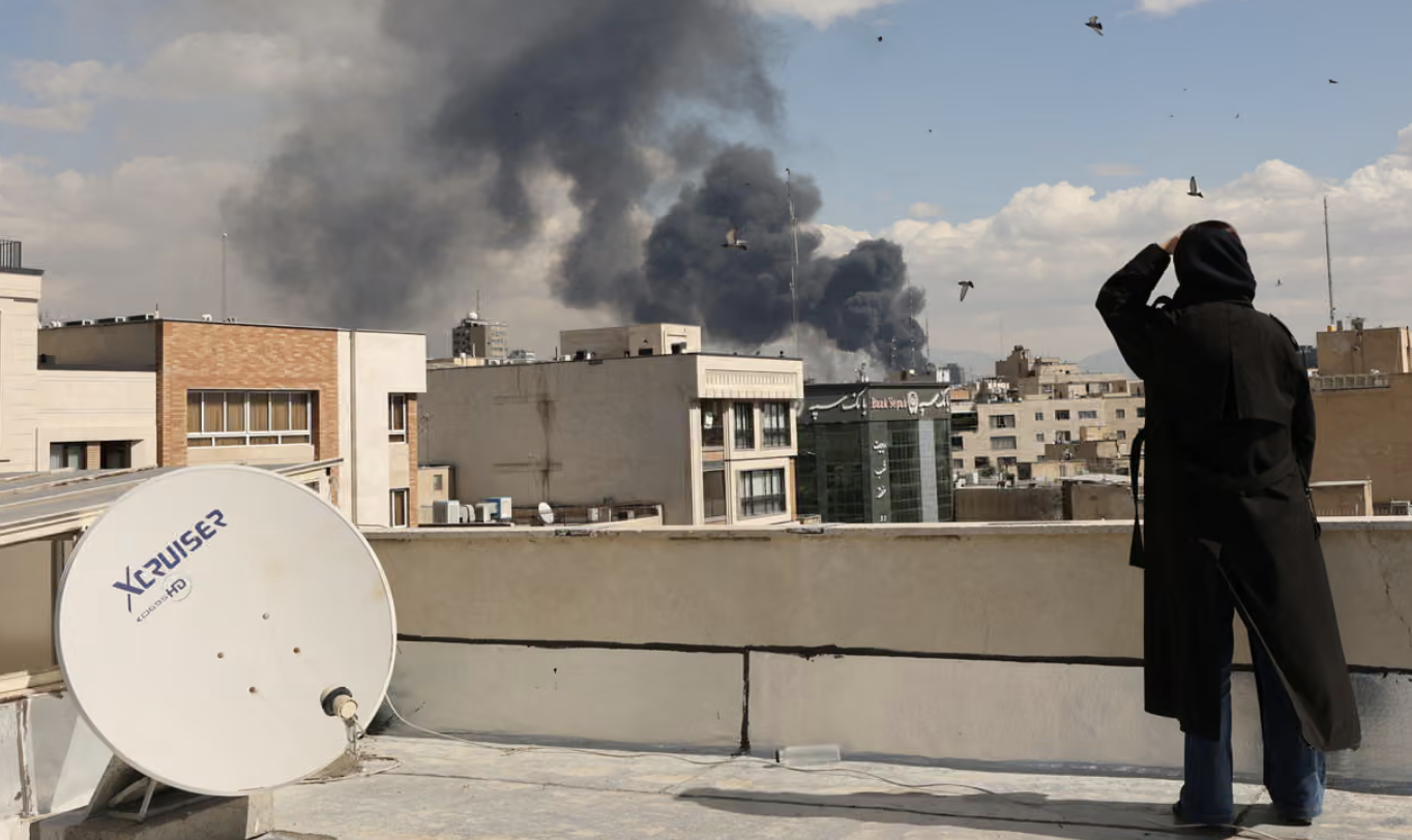 Iran: la storia ha dimostrato che non finisce mai bene un cambio di regime imposto dall'esterno