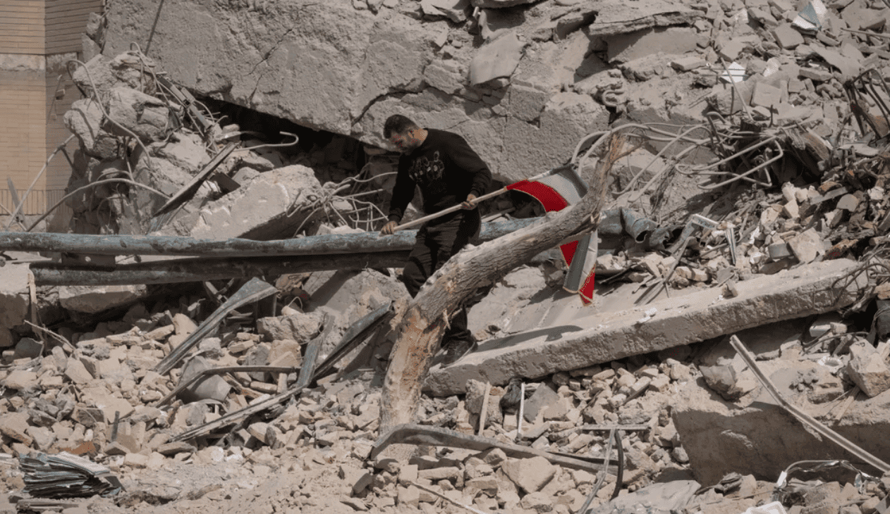 Lanciando meno missili contro Israele, l'Iran cerca di scatenare una guerra più ampia in Medio Oriente