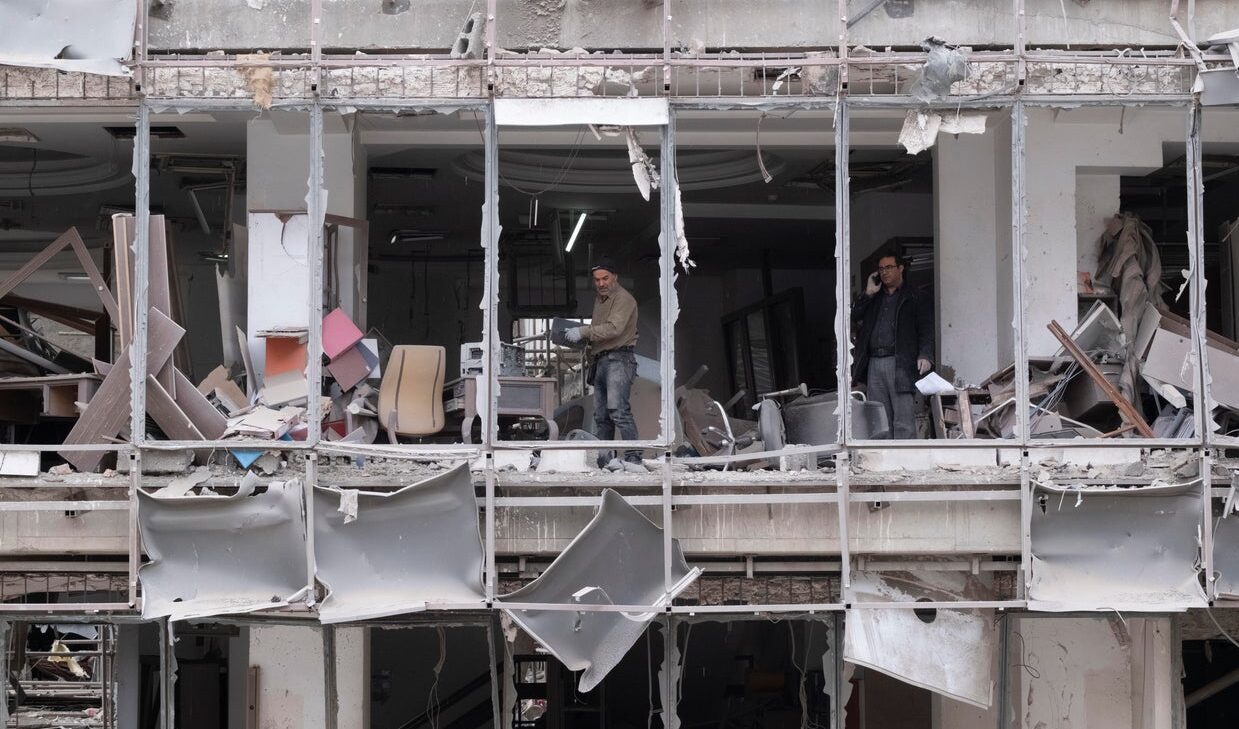 Israele e Usa: "L'operazione contro Iran avanti finché Teheran non perderà capacità nucleari strategiche"