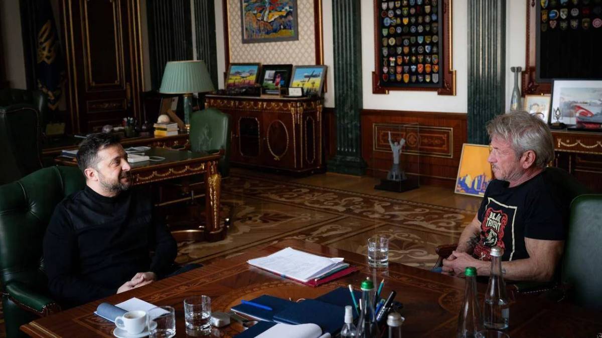 Sean Penn, il disertore degli Oscar: alla terza statuetta ha preferito la causa umanitaria in Ucraina