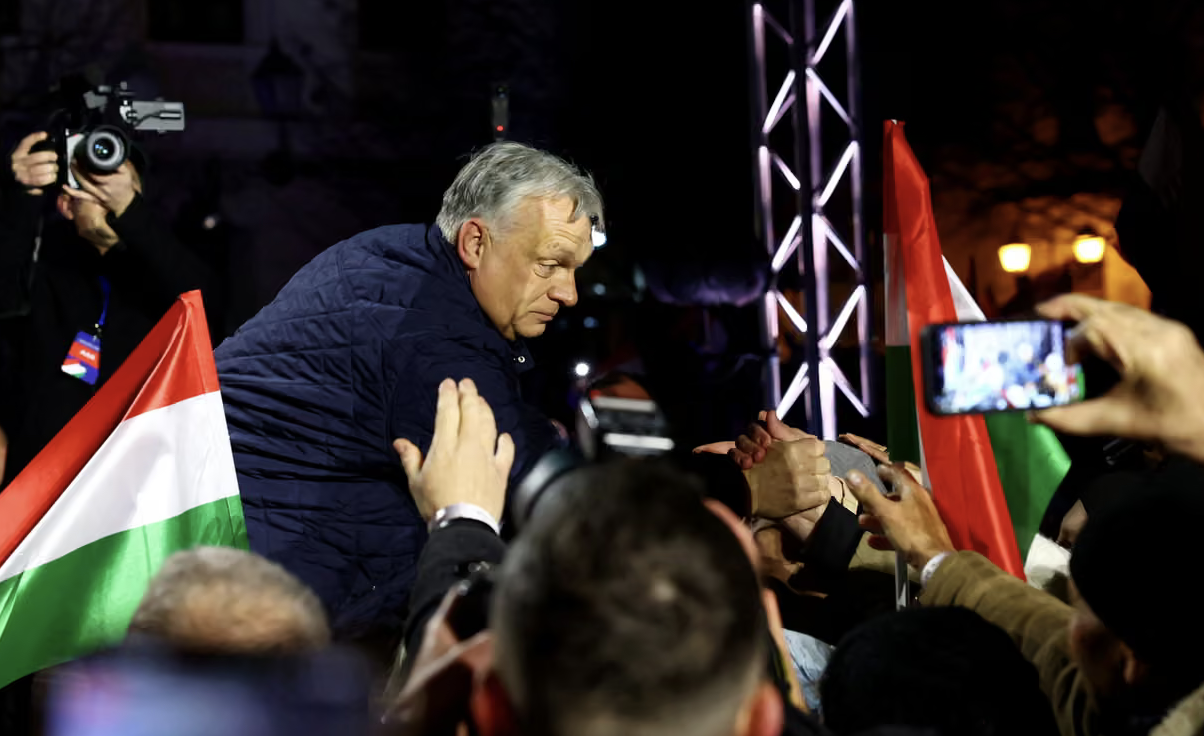 Orban sotto pressione: sospetti di “false flag” dopo il ritrovamento di esplosivi in Serbia