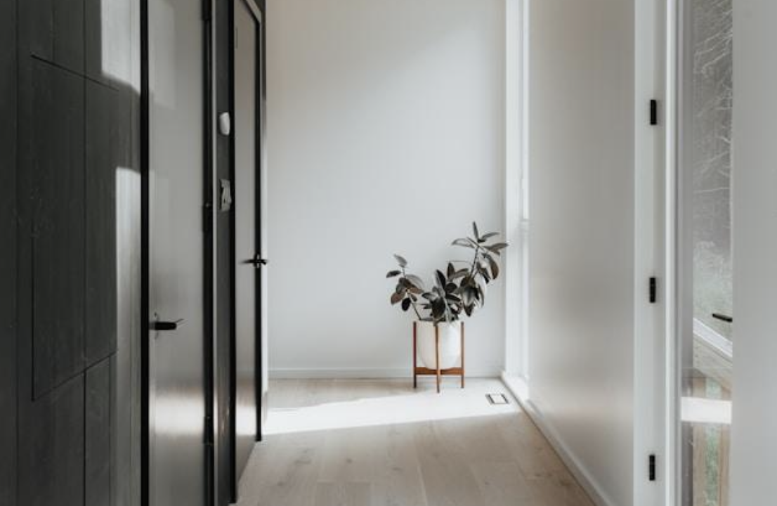 Porte a scomparsa o a battente? Guida alla scelta per ottimizzare gli spazi di casa