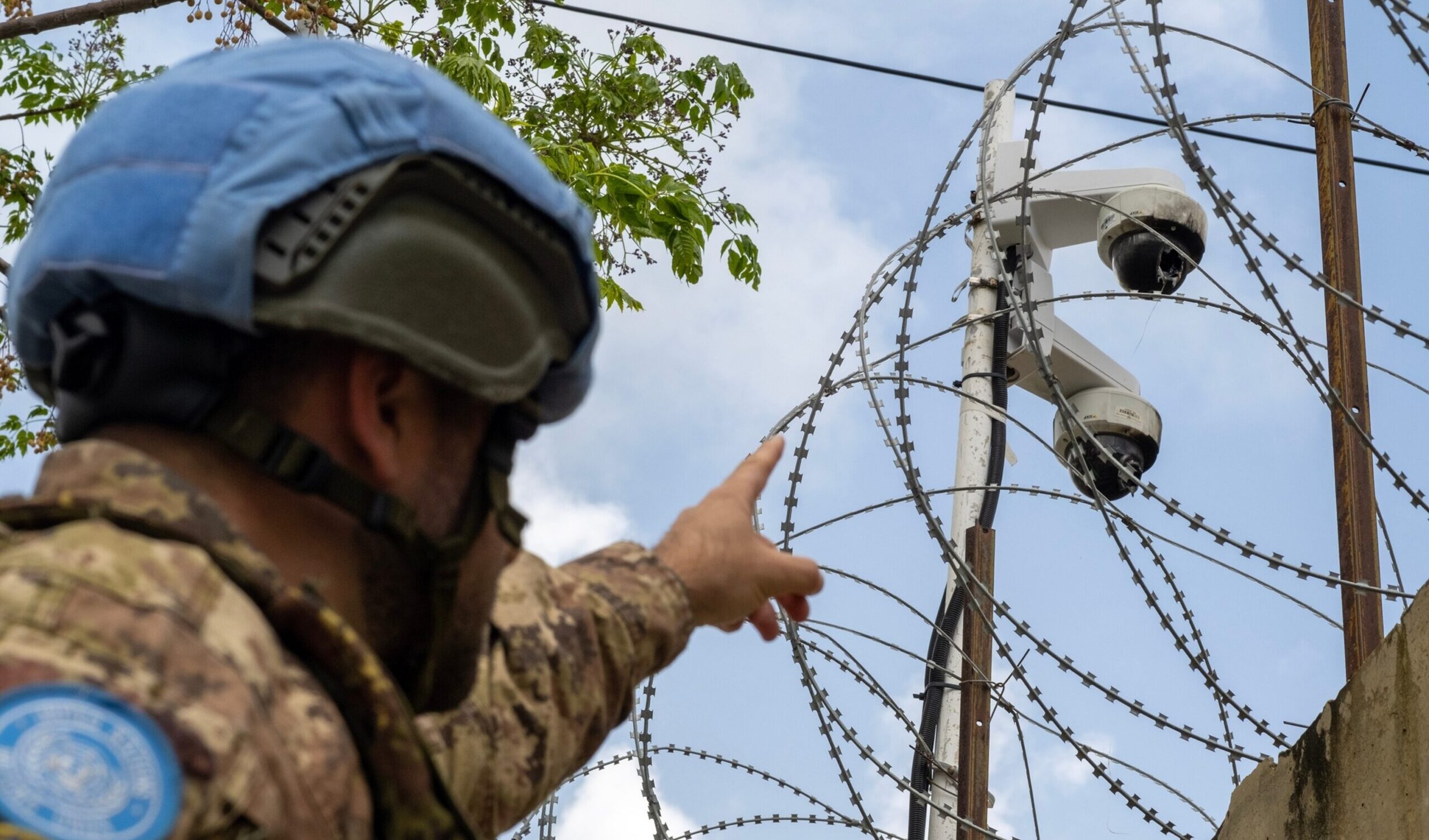 Israele continua a fare stragi nel Libano e i suoi soldati sparano contro le postazioni Unifil