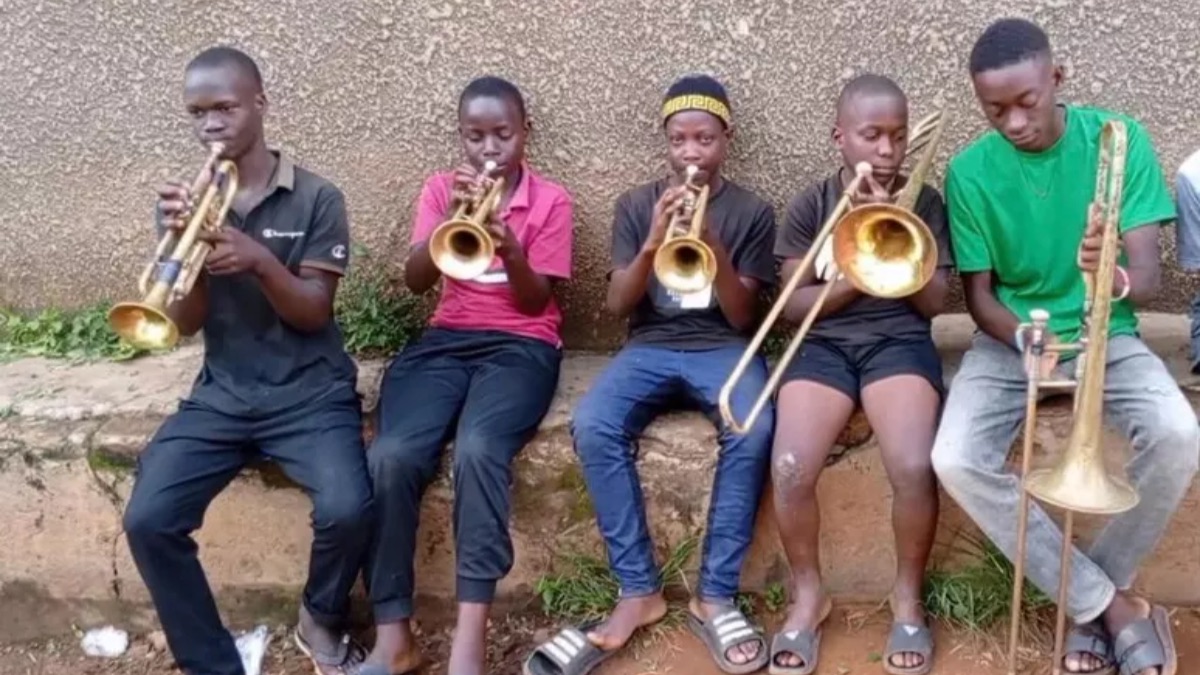 musica uganda Dalla Sicilia all’Uganda, la musica che cambia la vita