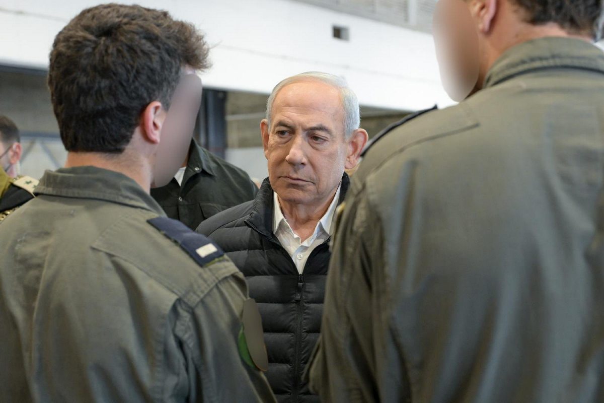 Mentre prepara la prossima guerra all'Iran Netanyahu  smantella la democrazia israeliana