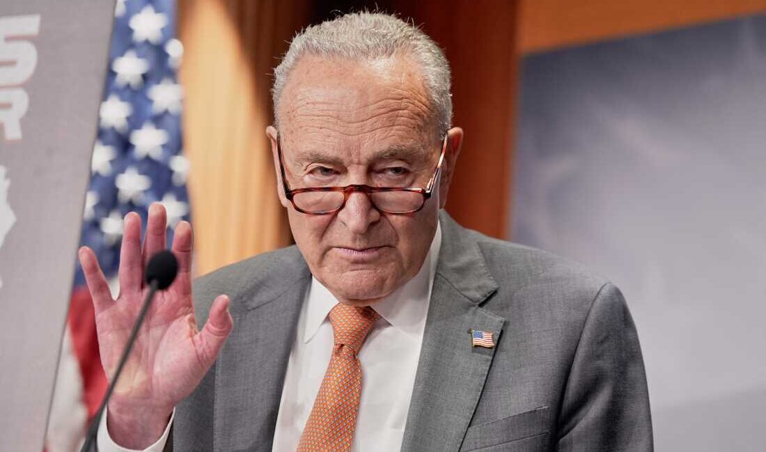 I democratici attaccano Trump: “Evoca possibili crimini di guerra e delira come un folle sui social” I democratici attaccano Trump: “Evoca possibili crimini di guerra e delira come un folle sui social”